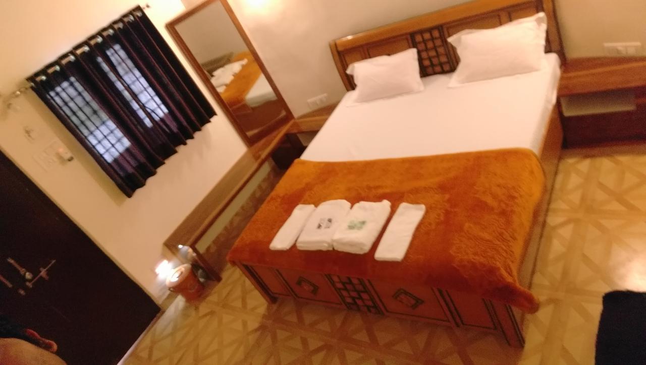 แรนน์ รีสอร์ต ธุลาวีระ Hotel Dholavira ภายนอก รูปภาพ