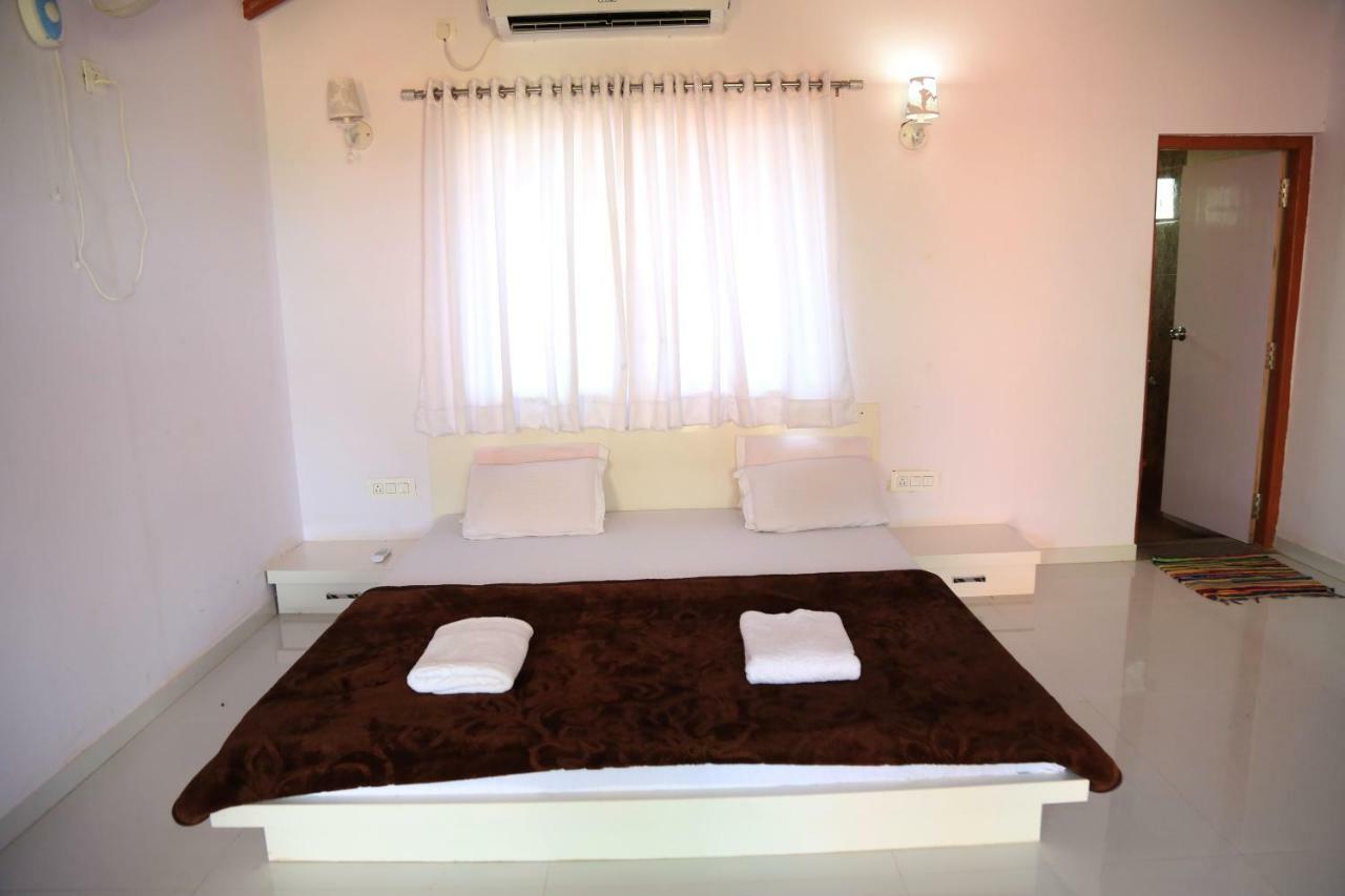 แรนน์ รีสอร์ต ธุลาวีระ Hotel Dholavira ภายนอก รูปภาพ